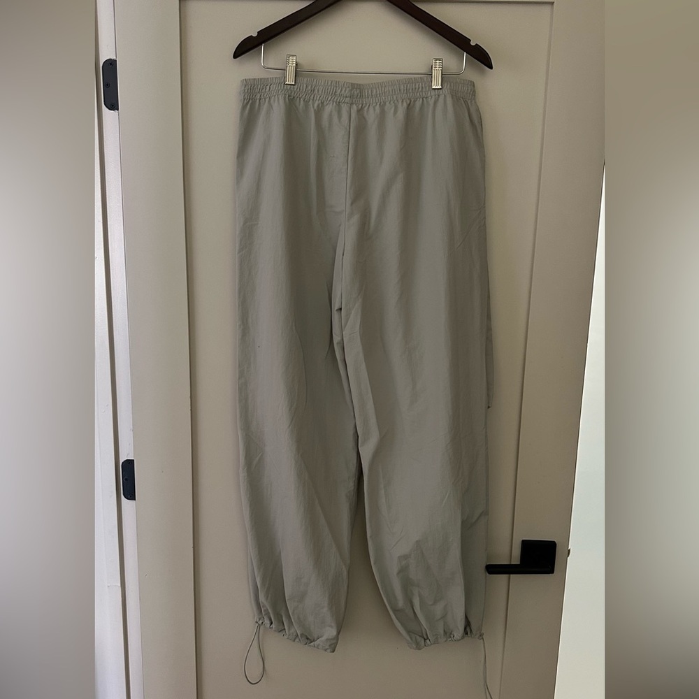 Zara Gray Cargo Pants Relaxed Fit Lightweight